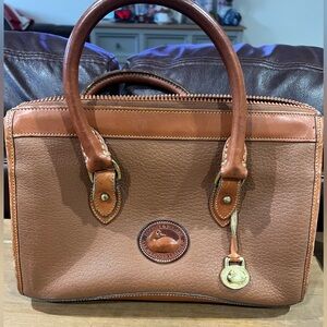 Vintagee Dooney & Bourke bag in very good condition .